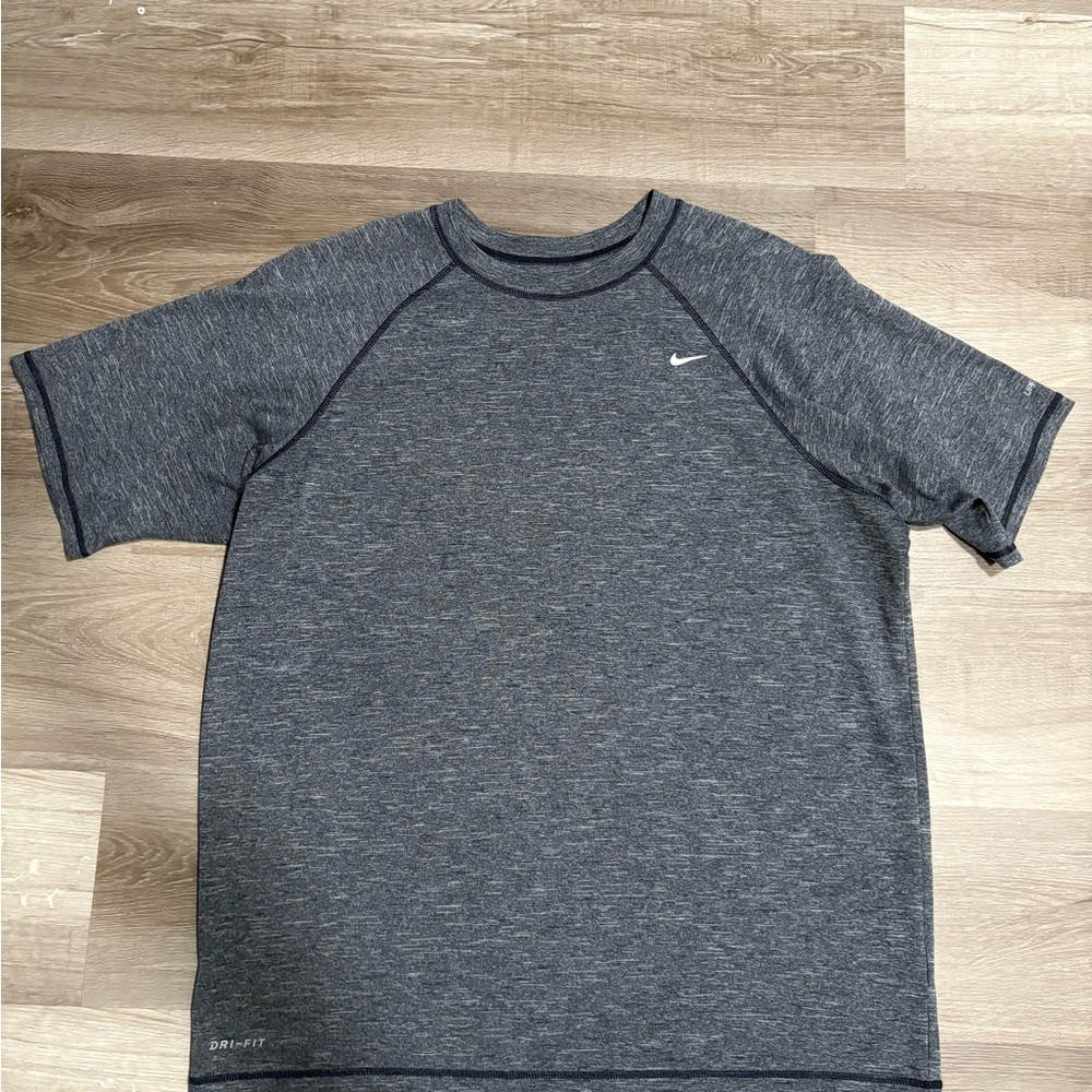 Nike Dri-FIT Gray T-Shirt. Men’s XL